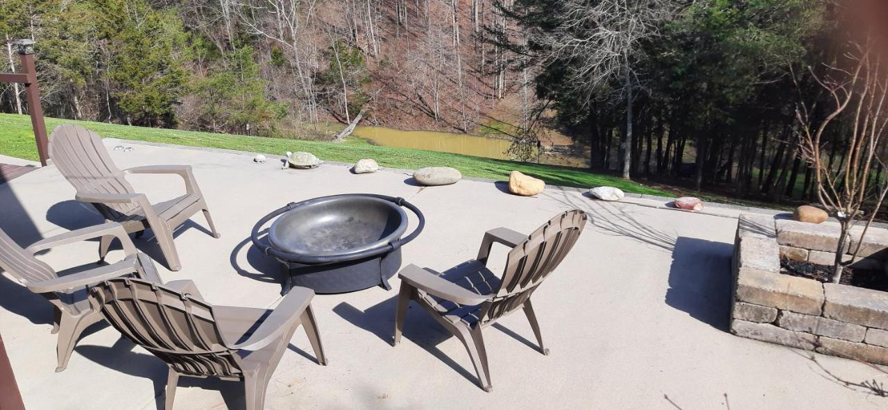 Private Pet Friendly Home Near Exotic Deer Farm Close To Pigeon Forge, Gatlinburg Tn Sevierville Dış mekan fotoğraf